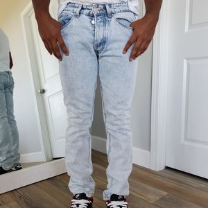 Acid wash skinny jeans